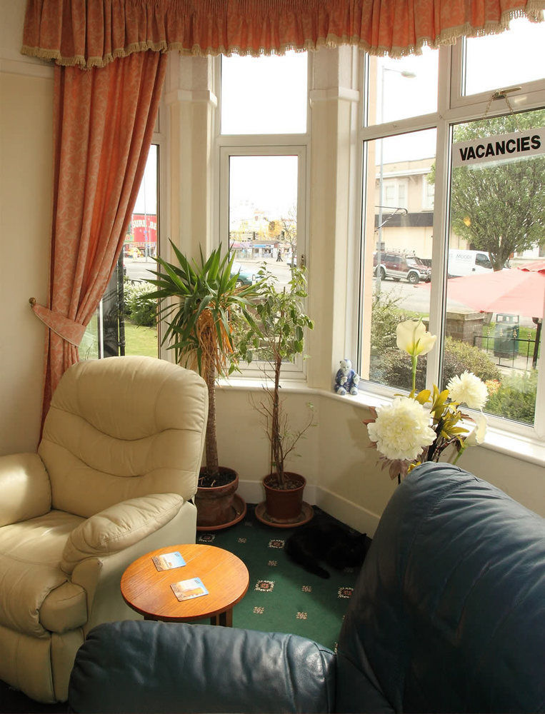 Queens Hotel, Skegness Buitenkant foto